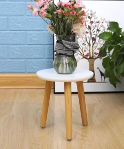 Petit Tabouret en Bois Blanc