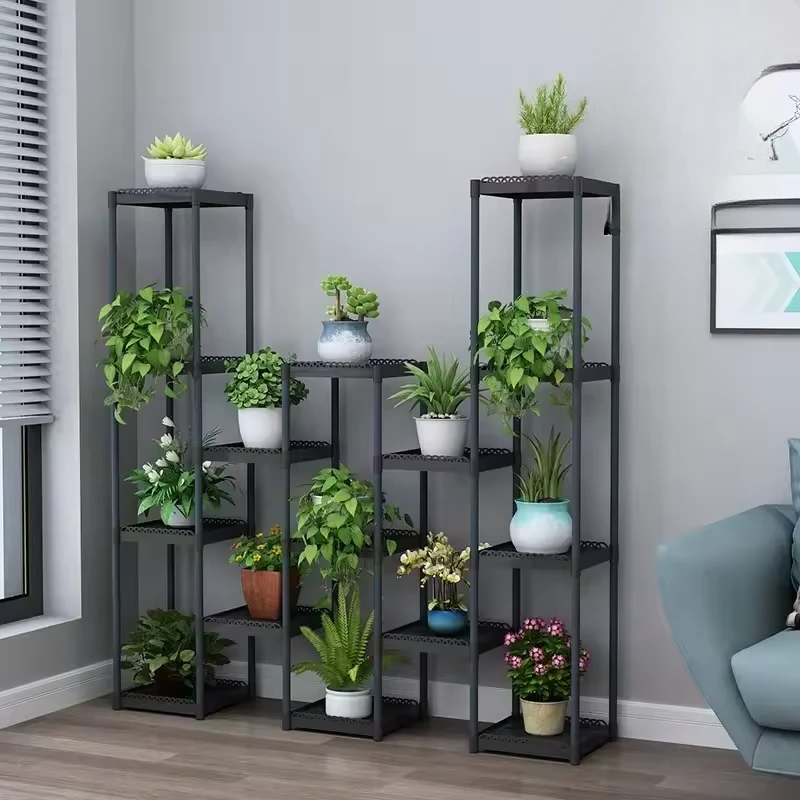 Etagere Plant