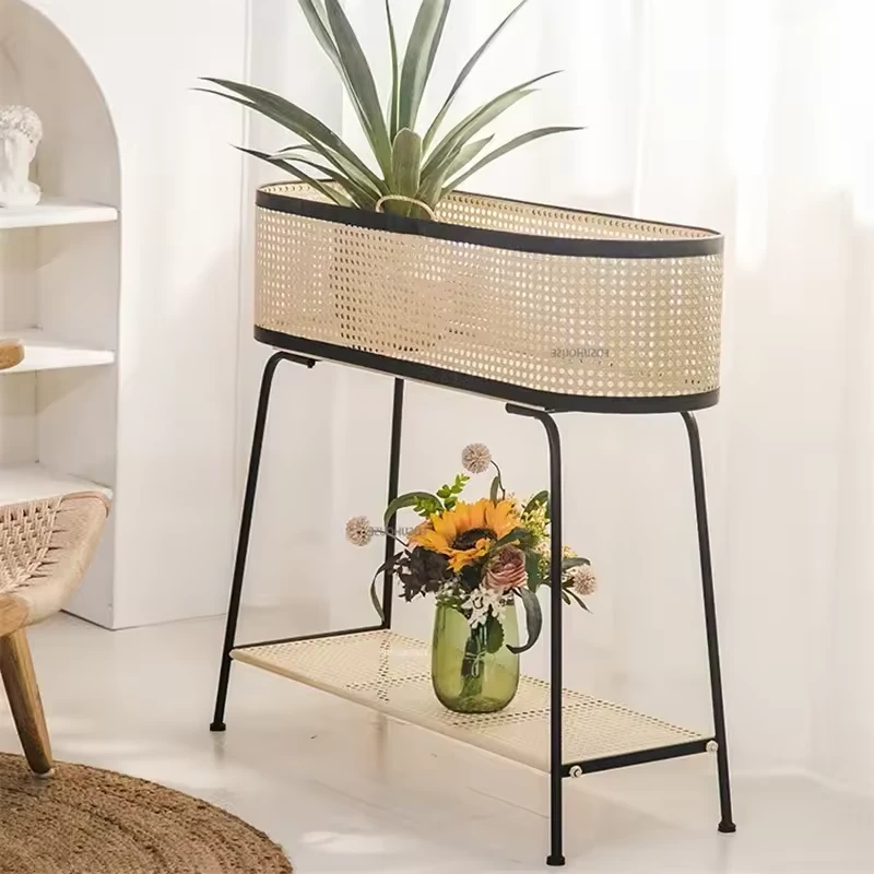 Table pour Plante d'Intérieur en Rotin